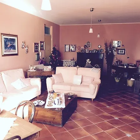 לינה וארוחת בוקר Casa Margherita